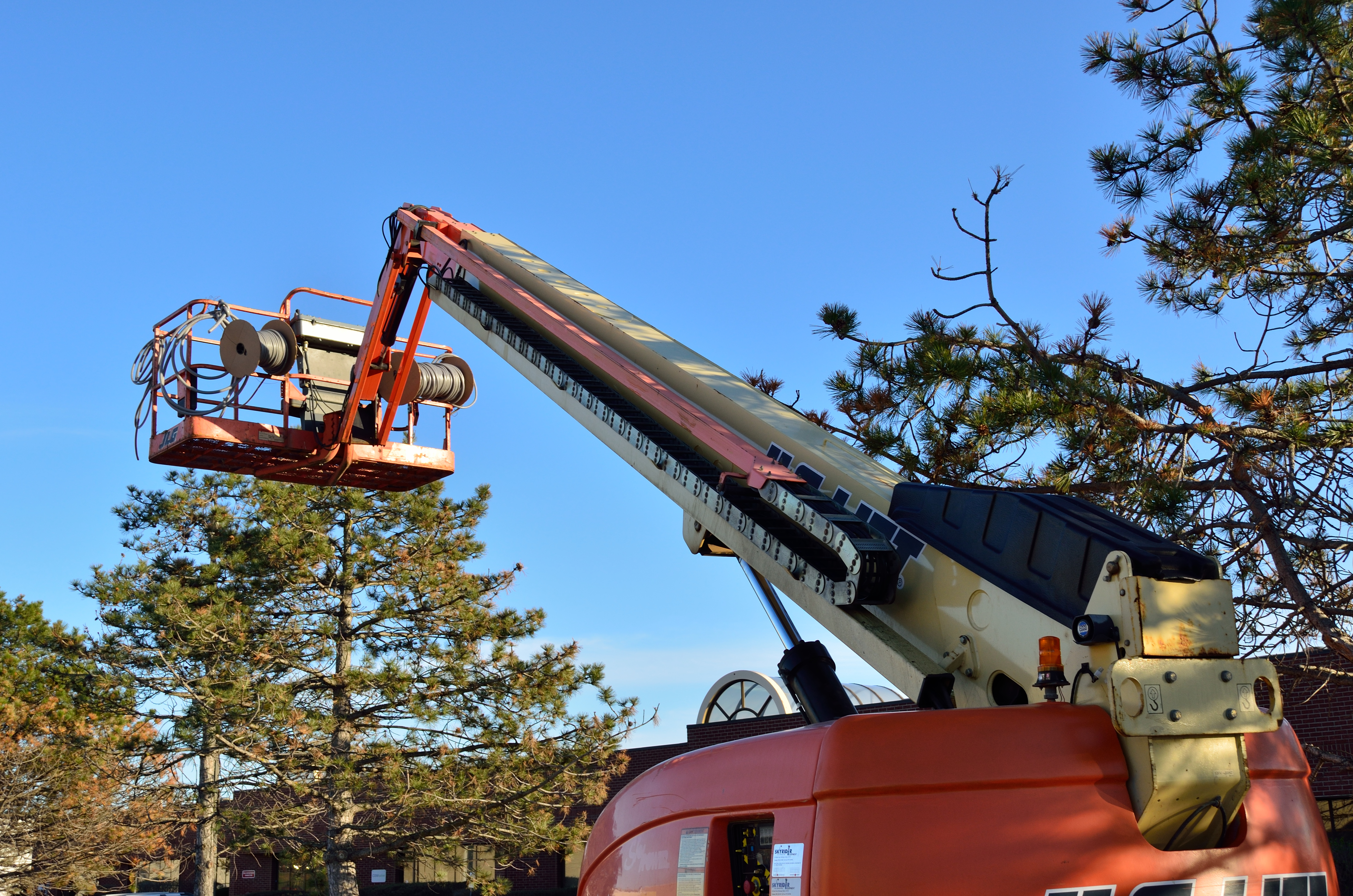 Cherry Picker 120 SXJ